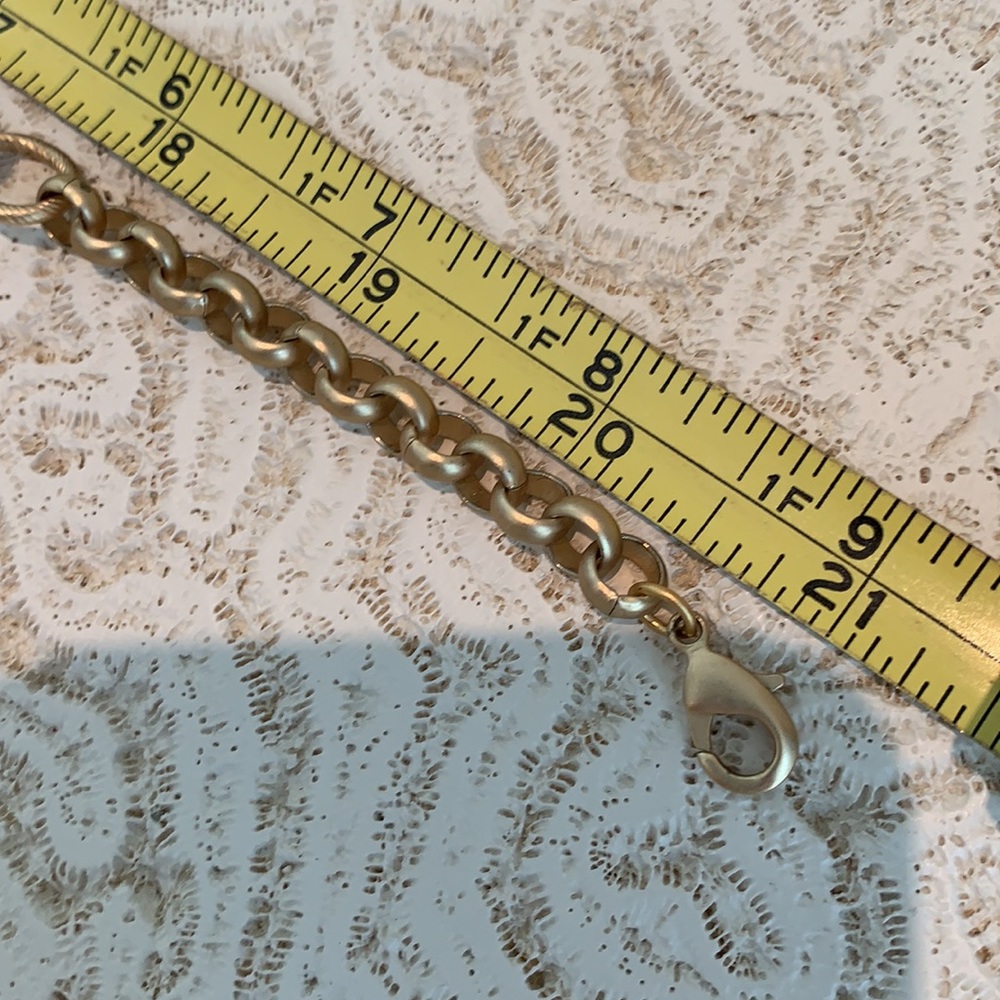 Boutique necklace with coin pearls w rhinestones. - Picture 8 of 9